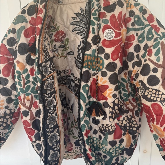Amazing Farm Rio Romantic Garden Puffer Jacket, Reversible in XS - Picture 13 of 16